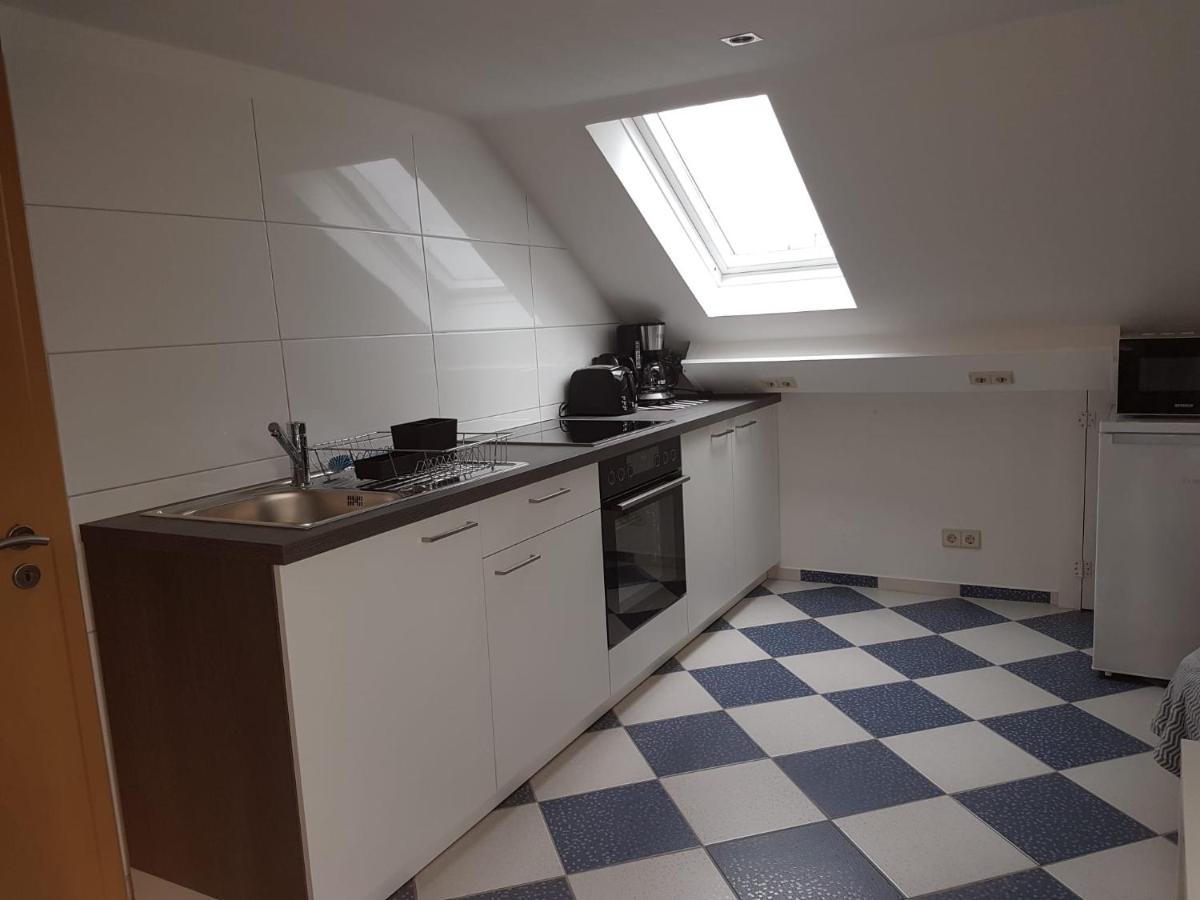 Ruhige Gemuetliche Ferienwohnung In Karlsruhe Daxlanden Fuer Monteure, Pendler, Geschaefsreisen, Wochenendreisen Экстерьер фото